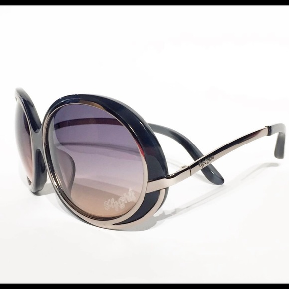 Cinema Fly *Limited Edition 1960s Retro Jackie O style MOD Sunglasses ? main image 4